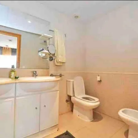 Tatil Evi Wonderful Townhouse On Sa Boadella Beach *
