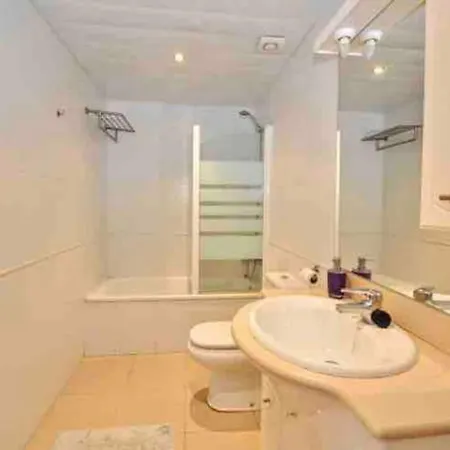 Σπίτι διακοπών Wonderful Townhouse On Sa Boadella Beach Λορέτ Ντε Μαρ