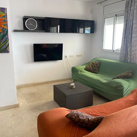 Wonderful Townhouse On Sa Boadella Beach Дом отдыха *